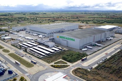 Las instalaciones logísticas de Mercadona en Villadangos. ECB