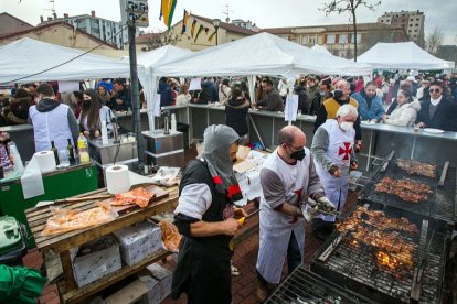 El Mercado Medieval de Gamonal ha superado con creces su expectativas. TOMÁS ALONSO