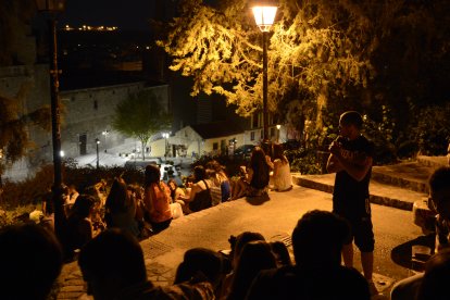 La Policía Local intervino en cerca de 20 botellones el fin de semana. ECB