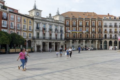 El Ayuntamiento de Burgos, en la Plaza Mayor, número 1. SANTI OTERO