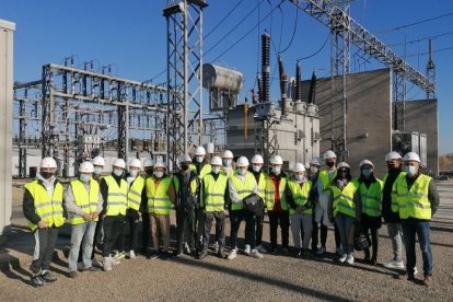 Alumnos de Salesianos Burgos visitan la subestación Villímar