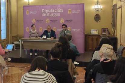 Presentación del primer encuentro de 12 de las 24 emprendedoras europeas que participan en Burgos en el programa The Break.