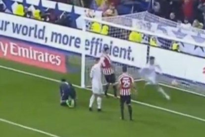 Cristiano Ronaldo hizo un gesto confuso cuando Morata resolvió el encuentro ante el Athletic.-EL PERIÓDICO