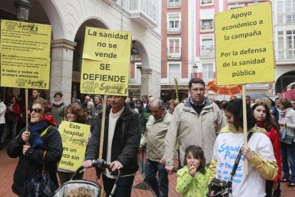 Imagen de archivo de una de las últimas movilizaciones en defensa de la Sanidad Pública en la capital burgalesa.