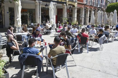 Terrazas en la plaza mayor.