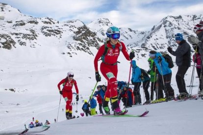 Clàudia Galicia y Mireia Miró triunfan en los Mundiales de Piancavallo.-JOAN CORTADELLAS