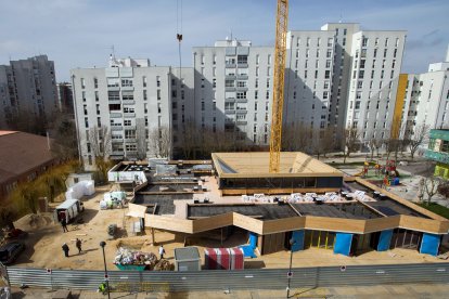 Obras de la Escuela Infantil Río Vena donde Podemos pide iniciar la inclusión de menús ecológicos. TOMÁS ALONSO