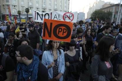 Asistentes a una manifestación ’Rodea el Congreso’ de octubre del 2016.-JOSÉ LUIS ROCA