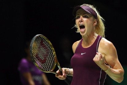 El grito de la victoria de Elina Svitolina, tras vencer a Stephens en Singapur.-WALLACE WOON