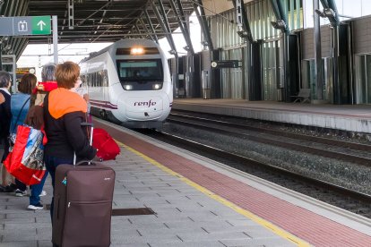 Imagen de la estación Rosa Manzano. ECB