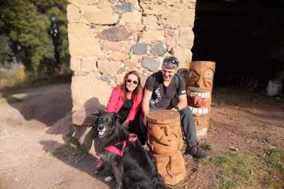 El montañero desaparecido junto a su mujer en una foto cedida por ella. E.M.