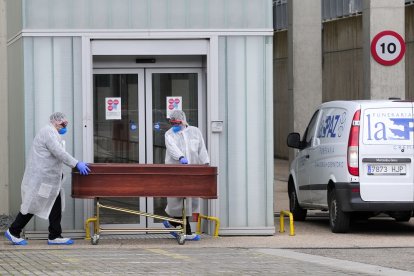 En el HUBU se han producido 120 muertes por Covis¡d-19. ISRAEL L. MURILLO