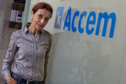 Arantxa Fernández beobide es maestra de español en Accem desde hace diez años. SANTI OTERO
