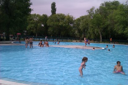 Imagen de la piscina de La Calabaza. L. V.