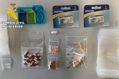 Pastillas incautadas al menor. GUARDIA CIVIL