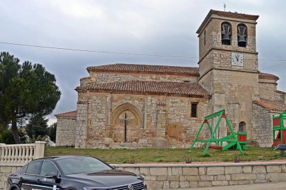 Como berlina que es, ama la carretera pero se atreve con terrenos más campestres y en núcleos rurales de calles serpenteantes.-HÉCTOR FUSTEL