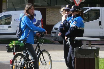 Imagen de agentes de Policía Local. Raúl G. Ochoa