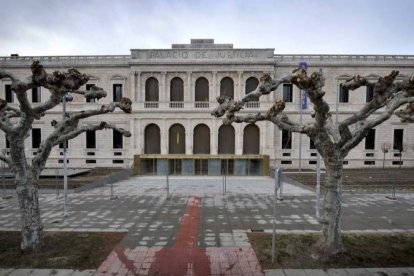 El TSJ, con sede en Burgos, revoca la pena de 10 años a un hombre por agresión sexual. ECB