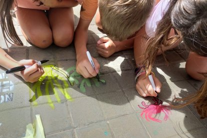 Muchos padres no pueden comprar el material escolar y sus hijos van al colegio sin nada