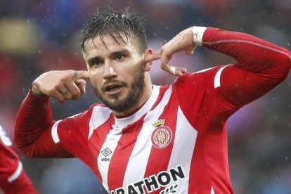 Portu celebra un gol con el Girona.-ICONNA