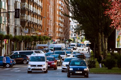 Vista de la Avenida Derechos Humanos, en Gamonal. TOMÁS ALONSO