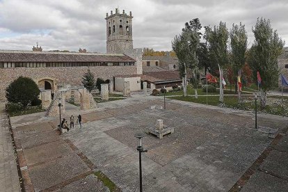 Vista parcial de la Facultad de Derecho de la Universidad de Burgos.-RAÚL G. OCHOA