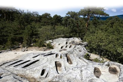 La necrópolis de Cuyacabras, junto a Quintanar de la Sierra y Revenga.