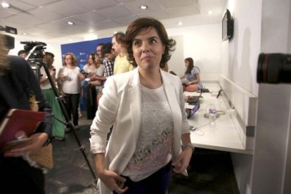 Soraya Sáenz de Santamaría en la sede del PP.-DAVID CASTRO