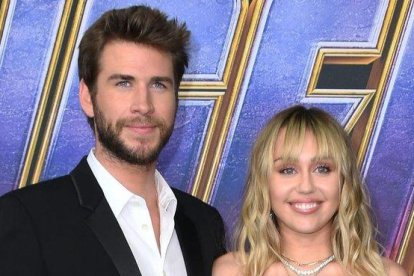 Liam Hemsworth y Miley Cyrus.-