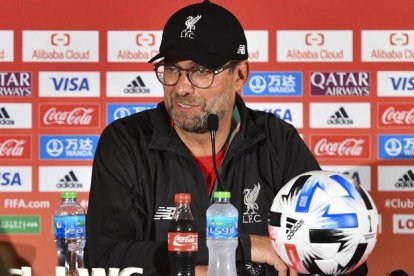 El entrenador del Liverpool, duranate la rueda de prensa en víspera de la final contra el Flamengo.-