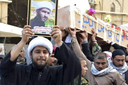 Miembros de la milicia chiíta de Imam Abbas, el pasado viernes.-Foto: EFE / KHIDER ABBAS