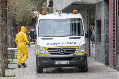 TRASLADO POR CORONAVIRUS RESIDENCIA DE ANCIANOS. SANTI OTERO