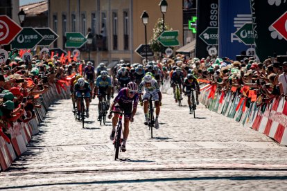 Langellotti se impone en el esprint final. VOLTA DE PORTUGAL