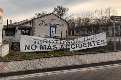 Los vecinos de Fuentespina llevan esperando muchos años