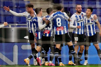 Los jugadores del Espanyol celebran un gol. RCD ESPANYOL