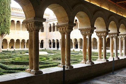 El claustro del Monasterio de Santo Domingo de Silos.