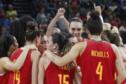 La selección femenina de baloncesto, medalla de plata en los Juegos de Río.-EFE / ELVIRA URQUIJO