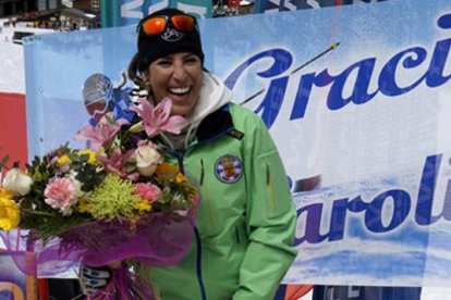 Carolina Ruiz, durante el homenaje que ha recibido en Sierra Nevada por su retirada de la alta competición.-Foto: EFE / RFEDI