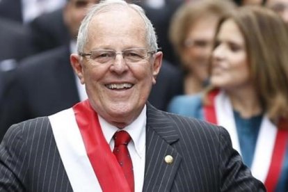 El nuevo presidente de Perú, Pedro Pablo Kuczynski, tras jurar el cargo en el Congreso, en Lima.-AFP / LUKA GONZALES