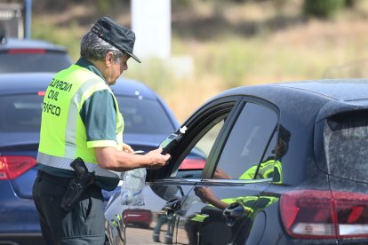 Imagen de un control de alcoholemia en Aranda. ICAL