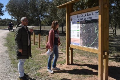 La alcaldesa y el concejal visitan el Circuito de Colacao de La Calabaza en Aranda