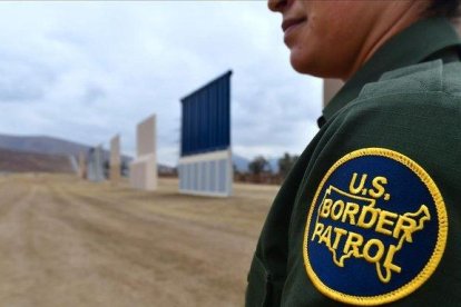 Un oficial de la Patrulla Fronteriza de los EEUU en San Diego, California.-FREDERIC J BROWN (AFP)