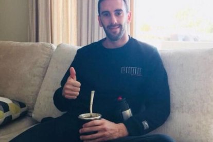 Diego Godín da las gracias a los aficionados desde su twitter.-TWITTER DE DIEGO GODÍN