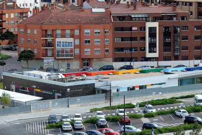 La escuela Los Gigantillos, junto al bulevar y el CEIP Sierra de Atapuerca. I. L. M.