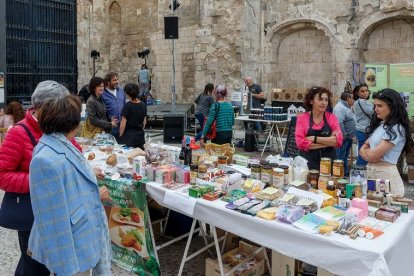 Tercera edición de la Feria de la Tierra de Burgos en el Monasterio de San Juan. SANTI OTERO