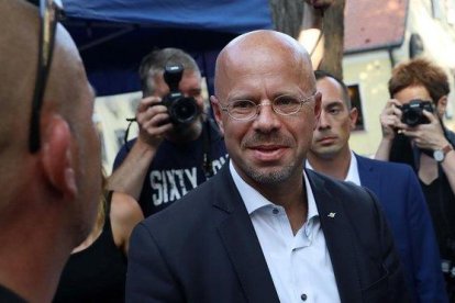 El candidato de AfD en Brandenburgo, Andreas Kalbitz, en el cierre de campaña el viernes.-FELIPE TRUEBA (EFE)