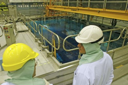 Piscina de residuos de la central nuclear de Garoña.