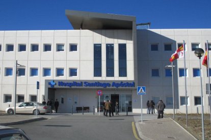 Vista exterior del hospital Santiago Apostol de Miranda de Ebro.-ECB