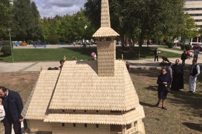 Maqueta de la parroquia que se levantará en Parralillos. ARZOBISPADO DE BURGOS