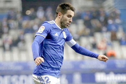 Diegui en acción en un choque del Real Oviedo-ECB